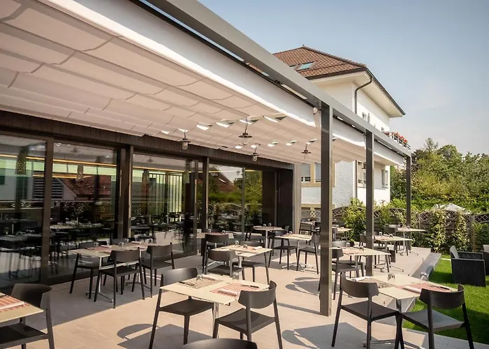 De La Tour Hotel Trelex